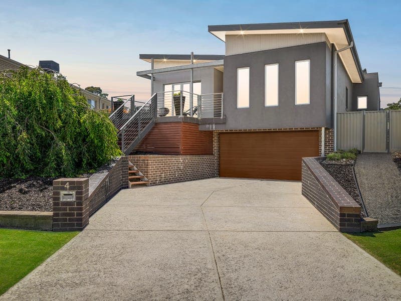 4 Daintree Close