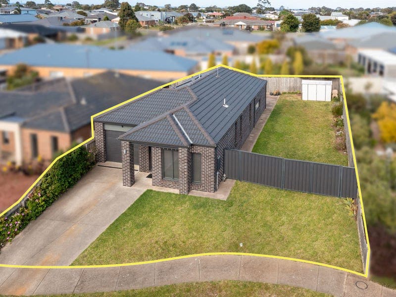 3 Seaspray Court