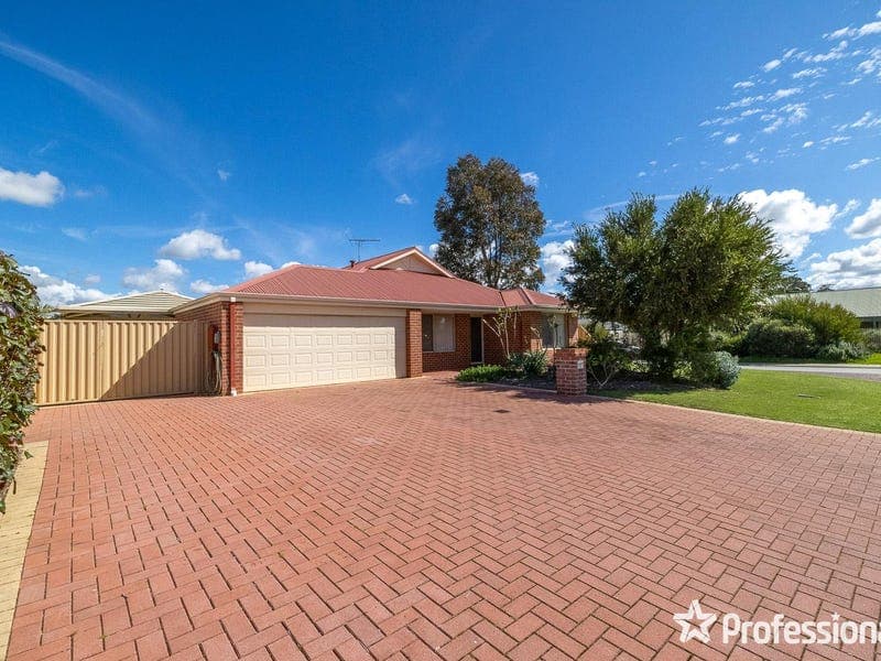 59 Pomera Drive