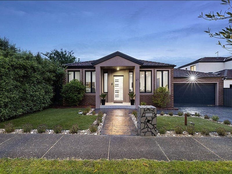 21 Lysterfield Drive