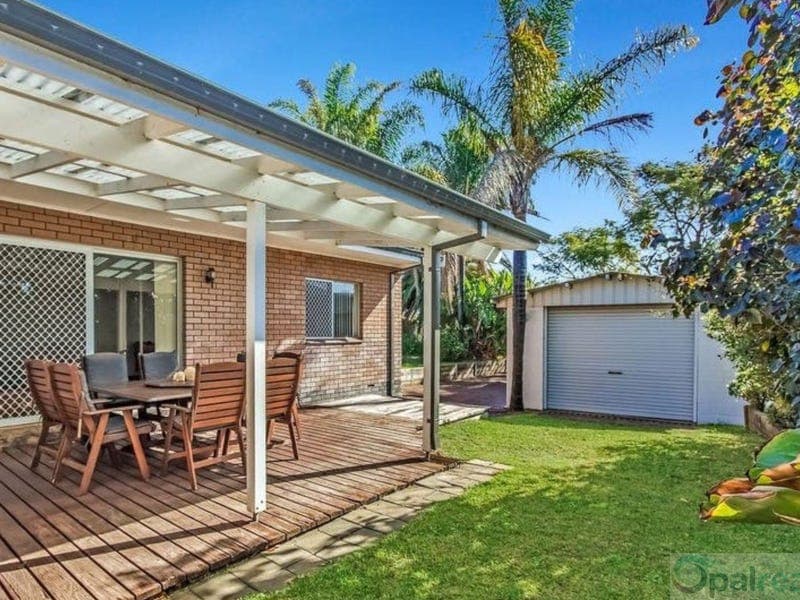 85 Dampier Drive