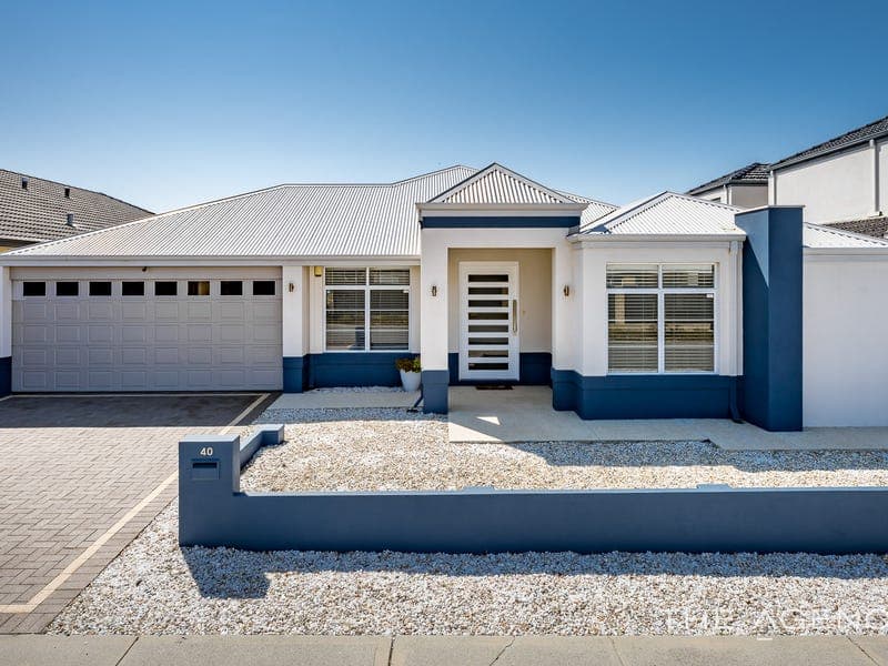 40 Seaspray Crescent