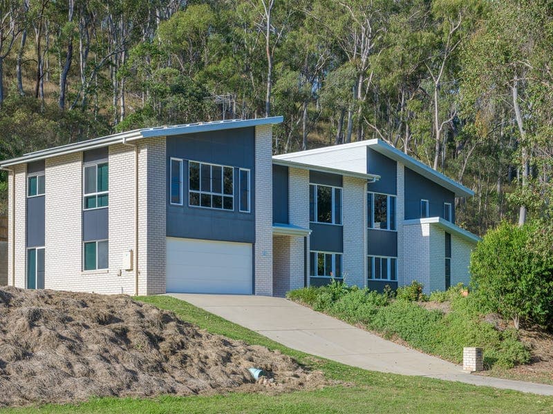 47 Southern Cross Close