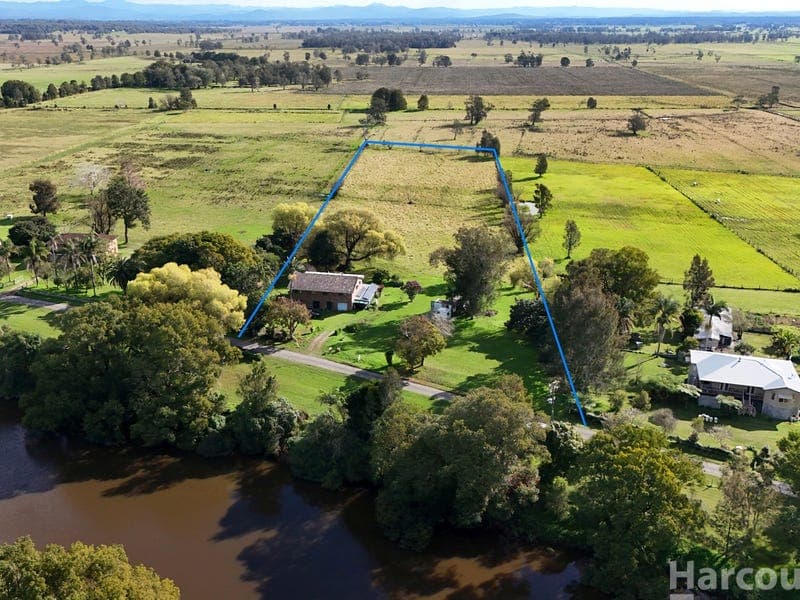 418 Belmore River Left Bank Road