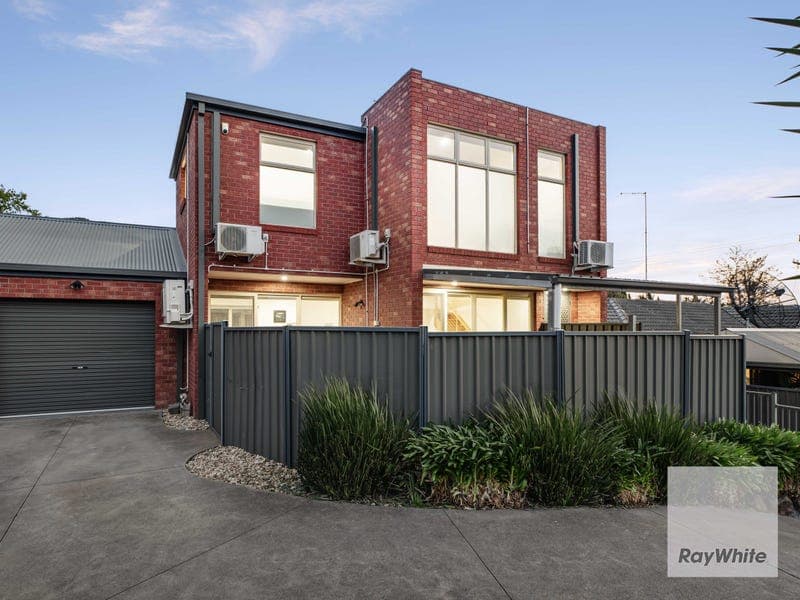 2/52 Pascoe Street