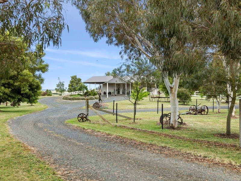 222 Kyneton Springhill Road